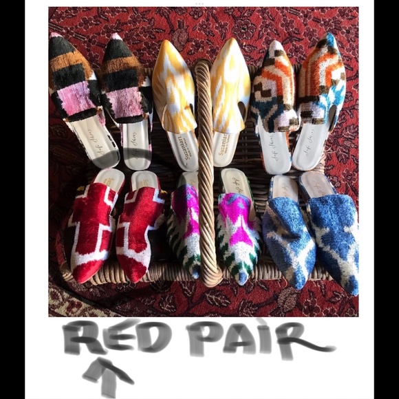 SUFI SHOES **RED CROSS Pair** Handmade Boho Luxury NWOTs EU Sz 39 USA 8.… - Picture 10 of 10